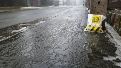 Ostrzeżenie: Marznące opady deszczu w powiecie Kłodzkim