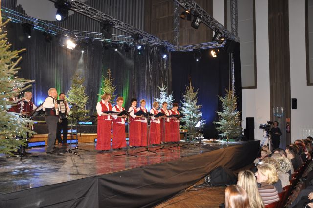 Świąteczny koncert kolęd (ZDJĘCIA) - 11