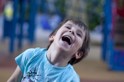 Śmiechoterapia. Poznajcie etatowego rozbawiacza wrocławskich przedszkolaków