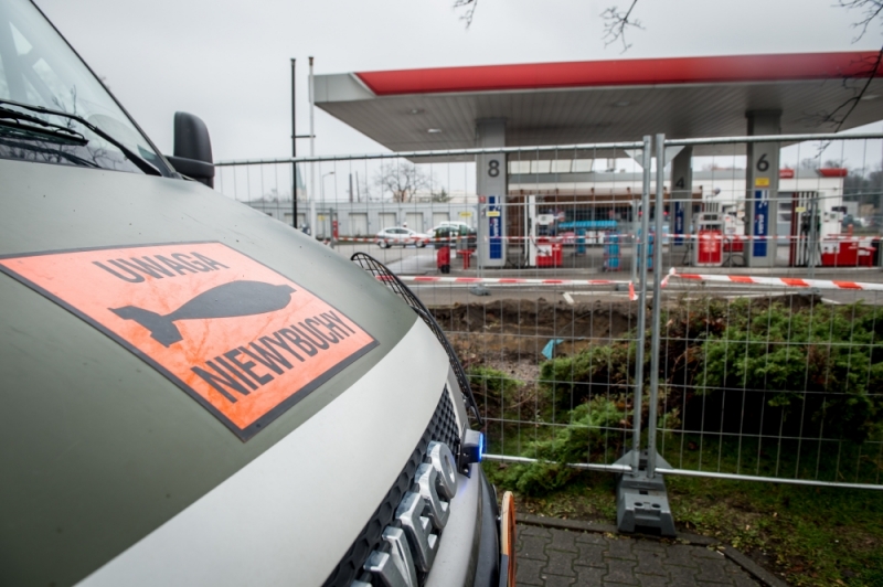 Niewybuch na autostradzie A18, droga jest zamknięta - (fot. archiwum Radia Wrocław)