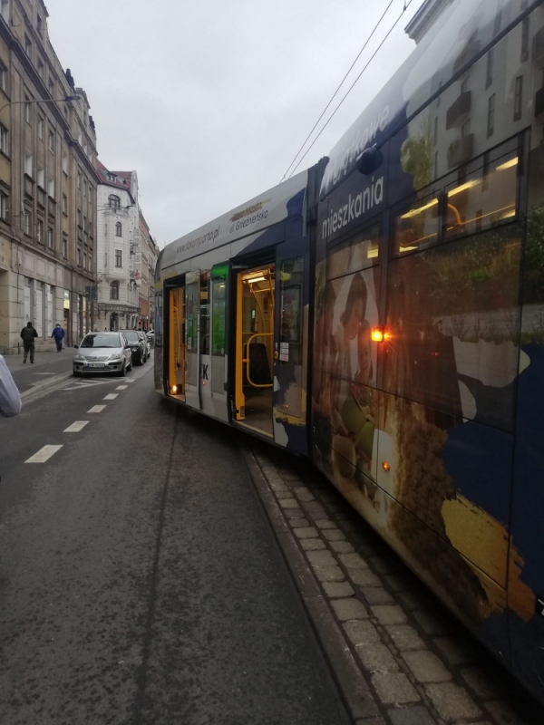 Wrocław: Wykolejenie tramwaju  - Fot. Nadesłane