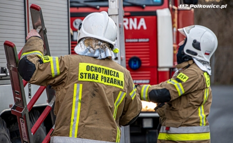UWAGA na silny wiatr! Kilkaset interwencji straży pożarnej. Dwie osoby poszkodowane - 4