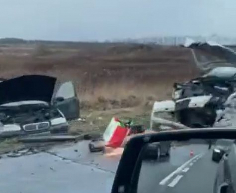 Kolizja na DK94. Auto dachowało i wylądowało w rowie [ZDJĘCIA] - fot. Słuchacz