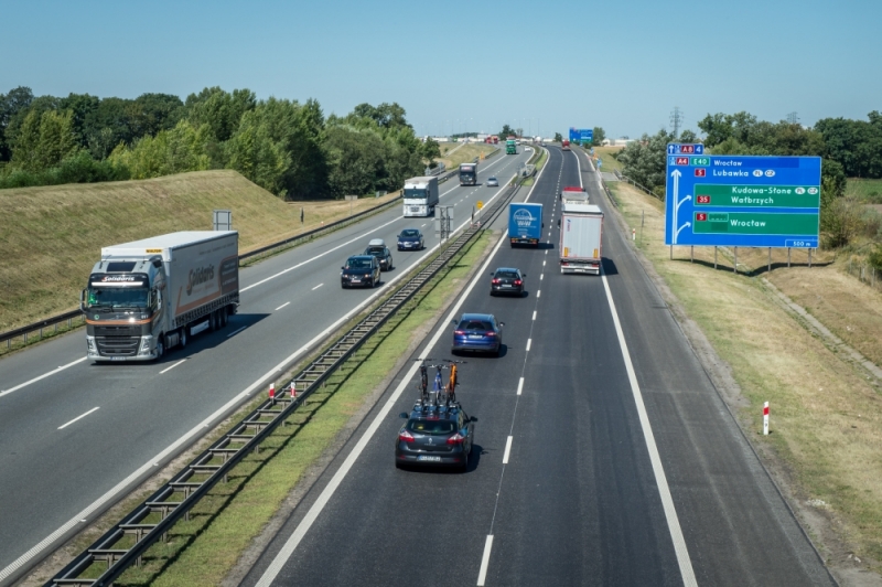Reakcja24: Przewóz towarów, ruch krajowy i zagraniczny - fot. RW