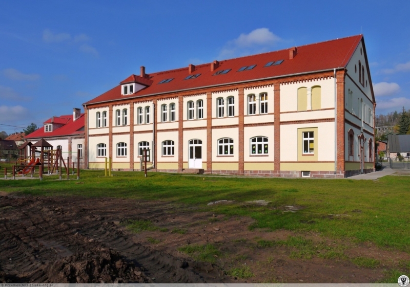 Nowoczesny sprzęt za 190 tys. złotych trafi do trzech szkół w gminie Nowa Ruda - fot. Zespołu Szkół nr 2 w Ludwikowicach Kłodzkich