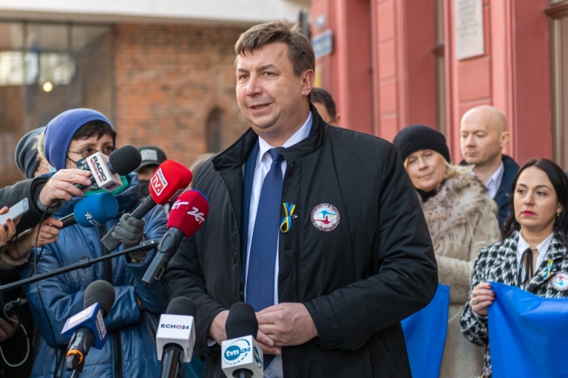 Konsul Generalny Ukrainy we Wrocławiu: rezerwiści ukraińskiej armii są gotowi w razie potrzeby wrócić do ojczyzny - fot. RW