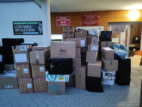 Trwa wielkie pakowanie. W piątek z Wilkszyna do Lwowa wyruszy konwój pomocy humanitarnej - 2