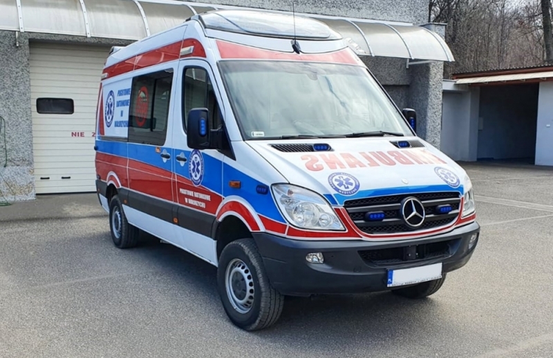 Pomoc medyczna dla Ukrainy. Wałbrzych wysyła karetkę, DCOPiH i mieszkańcy przygotowali dary - fot. mat. prasowe