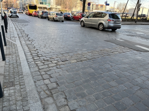 Połowę ulicy Sikorskiego wyremontuje deweloper. Co z drugą częścią? - 0