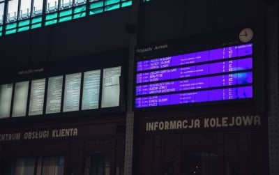 Poważna awaria na kolei. Są duże op&oacute;źnienia pociąg&oacute;w