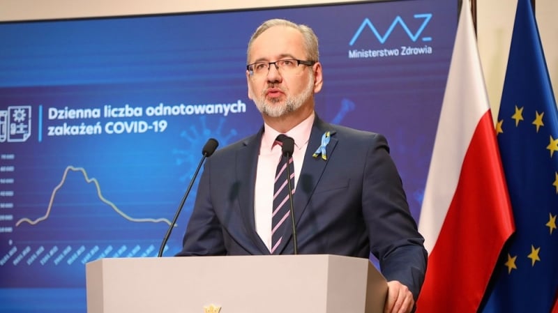 Od poniedziałku rząd znosi obostrzenia