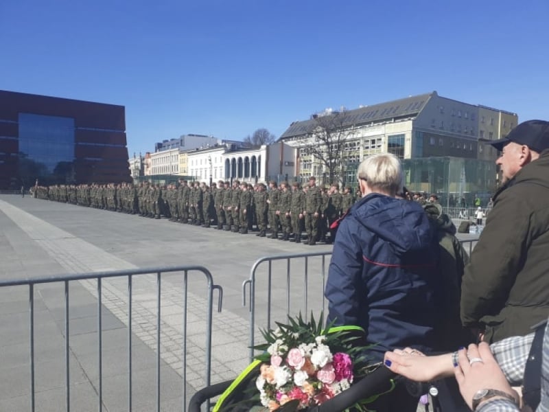 Wrocław: Kilkudziesięciu nowych terytorialsów złożyło ślubowanie - fot. EO