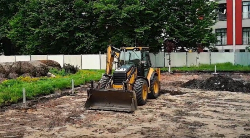 Miały być gotowe jesienią ubiegłego roku. Nie wiadomo, kiedy powstaną - Budowa kortów tenisowych przy ul. Trwałej, źródło: www.wroclaw.pl