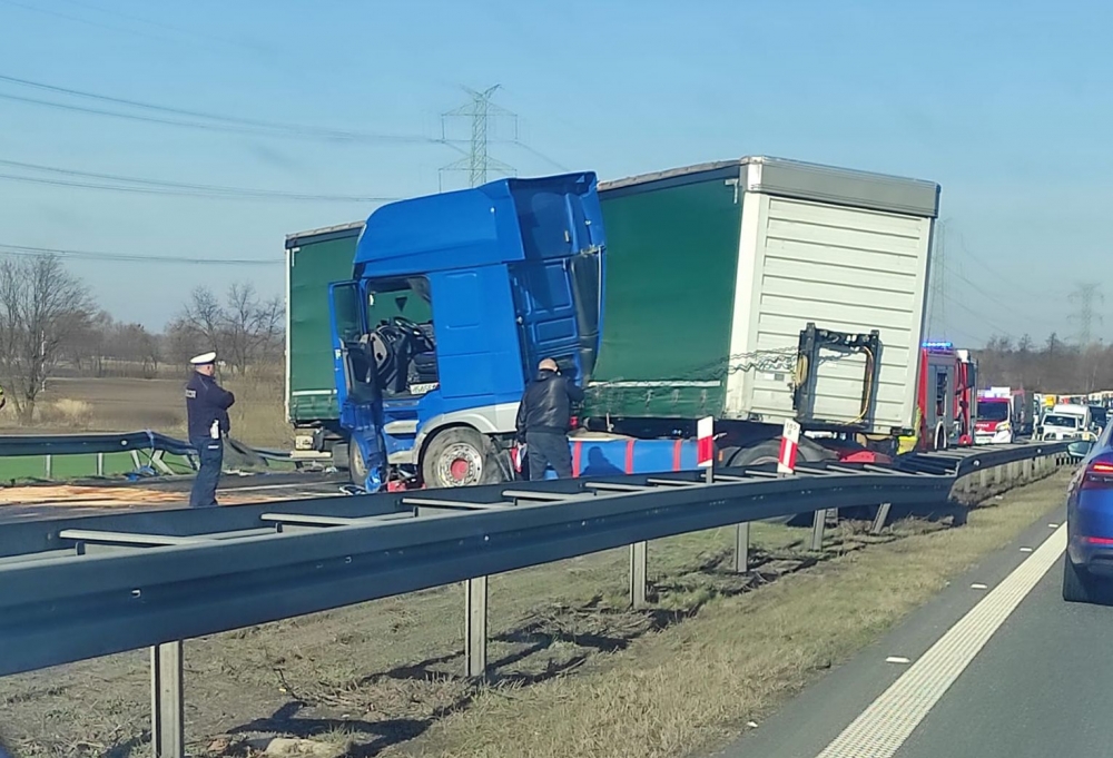 Zablokowana autostrada A4 z Wrocławia do Opola [AKTUALIZACJA] - fot. Słuchacz