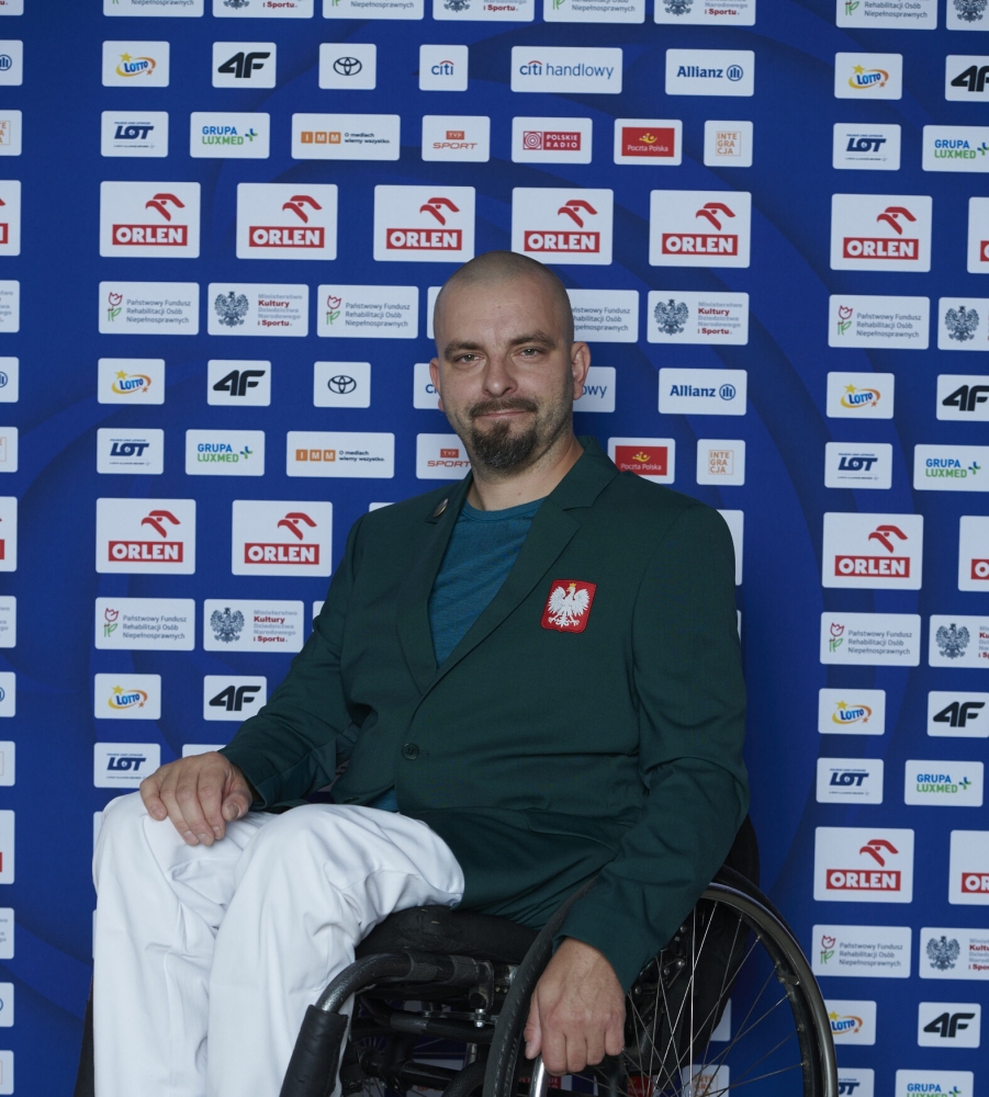 Równe Traktowanie - Polski Związek Głuchych oraz Filip Rodzik - paralympic.org.pl
