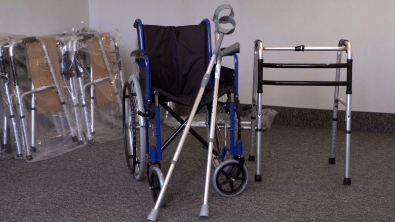 W Jeleniej Górze znów można wypożyczać za darmo sprzęt rehabilitacyjny - fot. KSON