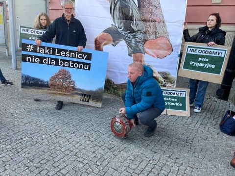 Aktywiści protestowali przeciwko sprzedaży działek w rejonie Lasu Mokrzańskiego - 0
