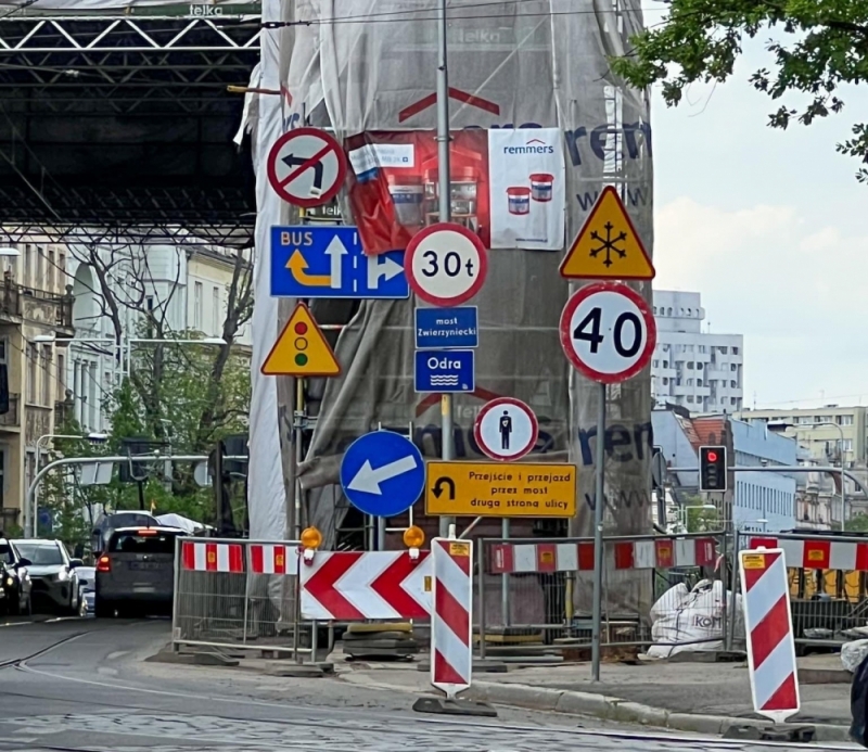 Wrocław: Znaków Ci u nas dostatek  - fot. Miejsca we Wrocławiu, o których nie miałeś pojęcia