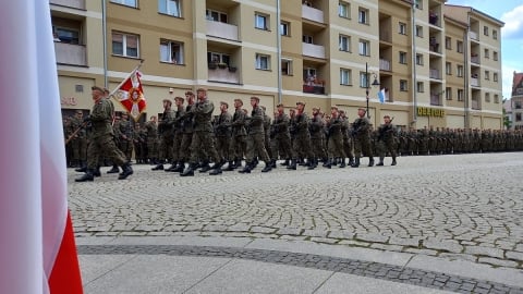 Legnica: Ponad stu żołnierzy WOT złożyło przysięgę wierności ojczyźnie - 0
