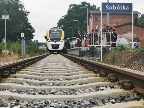 Pierwszy przejazd pociągu na linii Sobótka-Wrocław [ZDJĘCIA, FILM] - 9