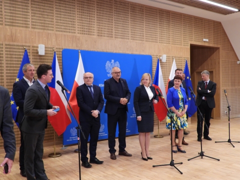 Polsko-czeska komisja rozpoczęła pracę. To organ powołany na mocy porozumienia w sprawie Turowa - 2