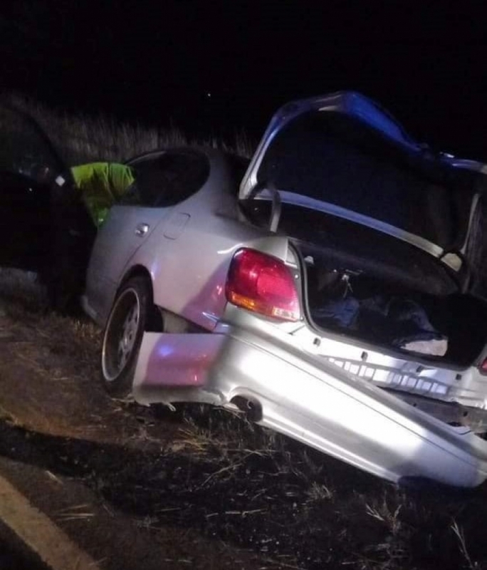 Gniechowice: Auto w rowie. Kierowca był nietrzeźwy - fot. OSP KSRG Gniechowice