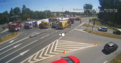 Auto zderzyło się z wozem strażackim w Lubinie [WIDEO]