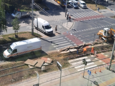 Pilny remont torowiska przy Grabiszyńskiej. Rano wykoleił się tam tramwaj