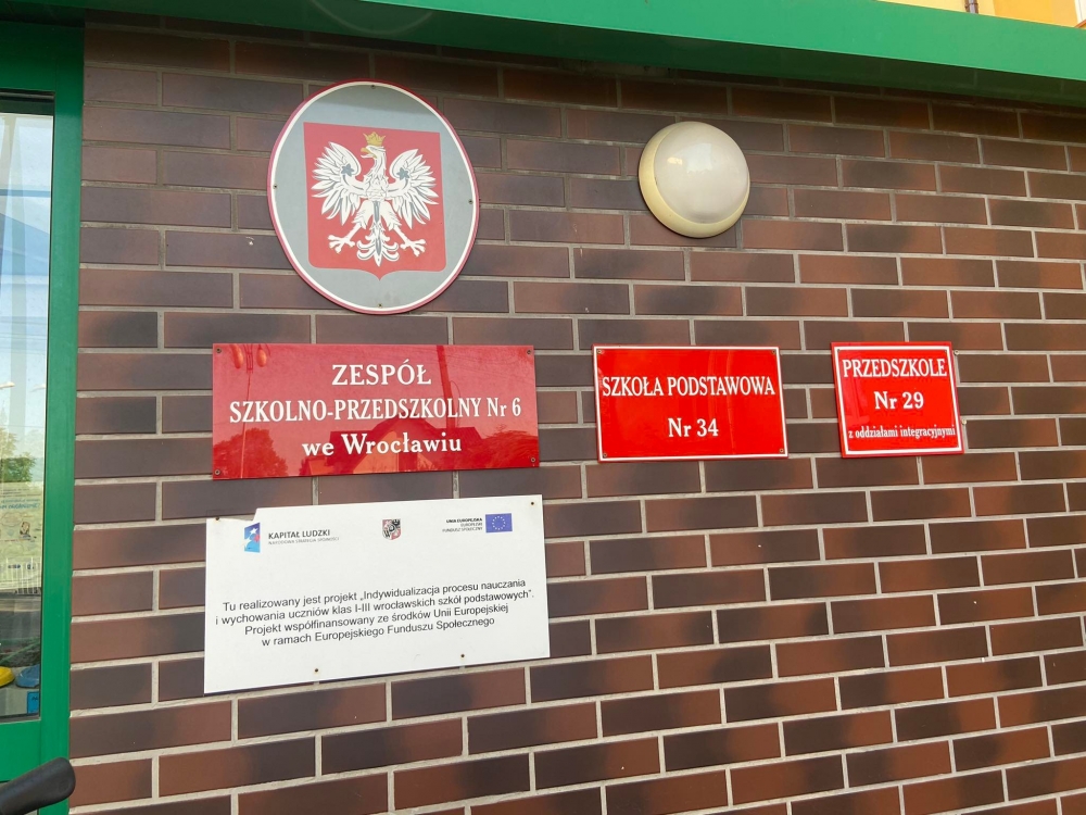 Remont się przedłuży, dzieci z SP 34 rozpoczną naukę w innych szkołach. Rodzice mają żal - fot. Martyna Czerwińska