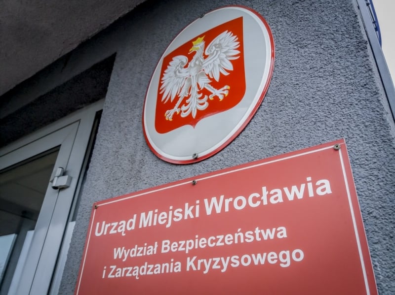 Podwyżki dla 11 tys. wrocławskich urzędników. Dla każdego po 500 zł więcej - fot. archiwum radiowroclaw.pl