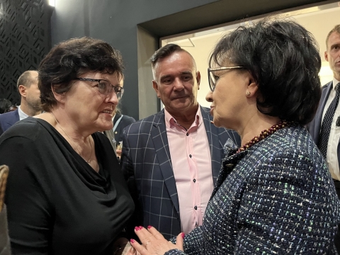 Marszałek Elżbieta Witek w Oławie: "Apeluję o cierpliwość" [ZDJĘCIA] - 1