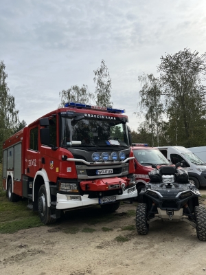 Nad Zalewem Mietkowskim ćwiczą strażacy ochotnicy z całego województwa - 0