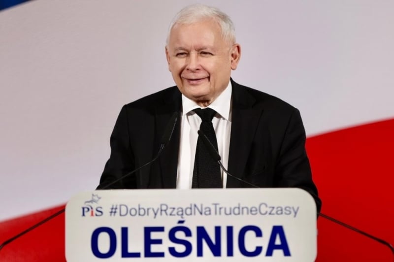 Jarosław Kaczyński w Oleśnicy: Polska jest dzisiaj zalewana kłamstwem - fot. Twitter/ Prawo i Sprawiedliwość