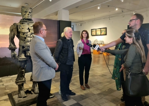 Żelaźni Ludzie. W Muzeum Miedzi otwarto wystawę poświęconą Zbigniewowi Frączkiewiczowi - 0