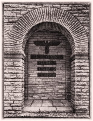 Totenburg - niemy świadek historii czy miejsce kultu? - 11