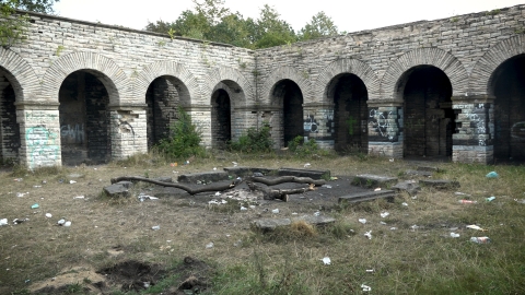 Totenburg - niemy świadek historii czy miejsce kultu? - 2