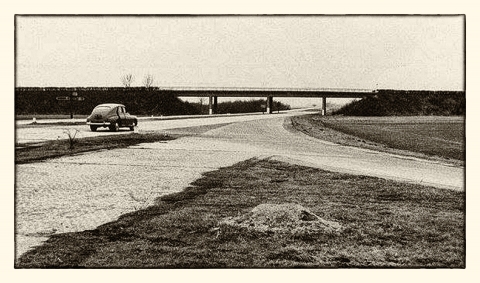 Autostrada okupiona śmiercią. Dolnośląskie Tajemnice odkrywamy z Joanną Lamparską [FILM cz. 01] - 0