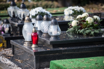 Od 31 października do 2 listopada wrocławskie cmentarze komunalne otwarte do godz. 22