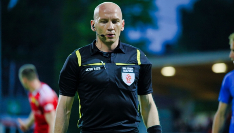 Piotr Urban poprowadzi derby - fot. miedzlegnica.eu