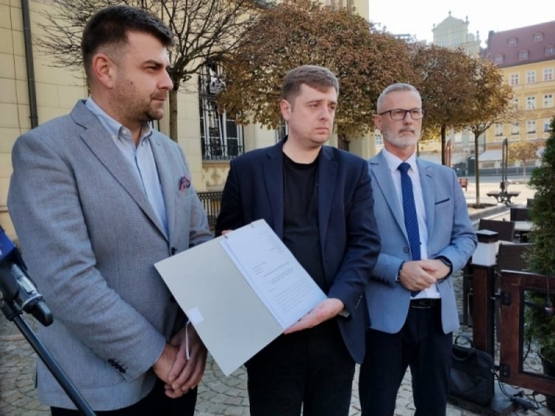 Radny PiS: Zatajono informacje ws. kosztu umów z koszykarskim Śląskiem - zdjęcie ilustracyjne: fot. RW