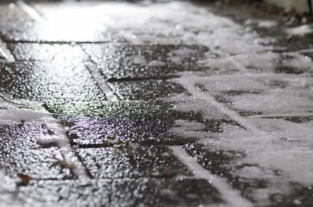 OSTRZEŻENIE METEO. Marznące opady - fot. Simon A. Eugster/Wikipedia