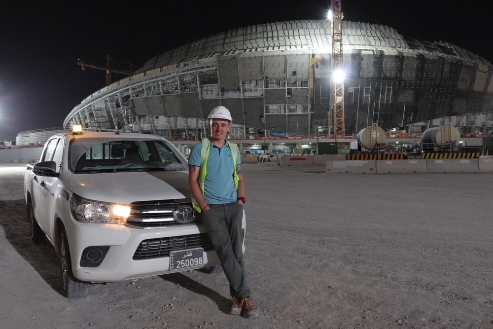 Dolnośląski wkład w Mistrzostwa Świata, czyli jak mieszkańcy regionu budowali stadiony w Katarze - fot: archiwum Bartłomieja Azarko