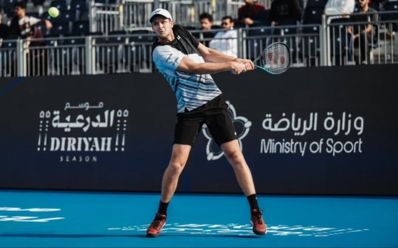 Hubert Hurkacz odpadł w ćwierćfinale Diriyah Tennis Cup - fot. Diriyah Tennis Cup/Twitter