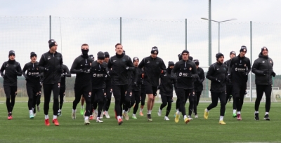 Piłkarze Zagłębia Lubin wznowili treningi