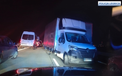 Wysokie mandaty za jazdę autostradą A4 &bdquo;pod prąd&rdquo; w korytarzu życia