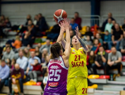 Ślęza rozgromiła Basket