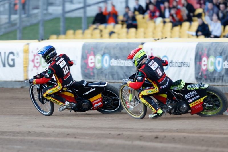Tai Woffinden na podium zawodów w Australii - fot. wts.pl
