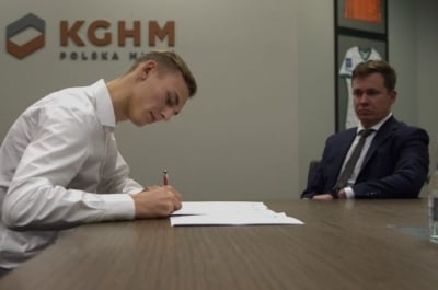Nowy kontrakt napastnika Zagłębia