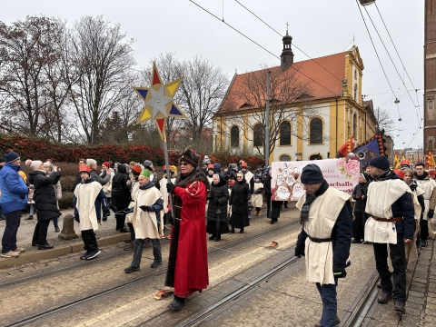 Orszak Trzech Króli przeszedł ulicami Wrocławia [ZDJĘCIA] - 6
