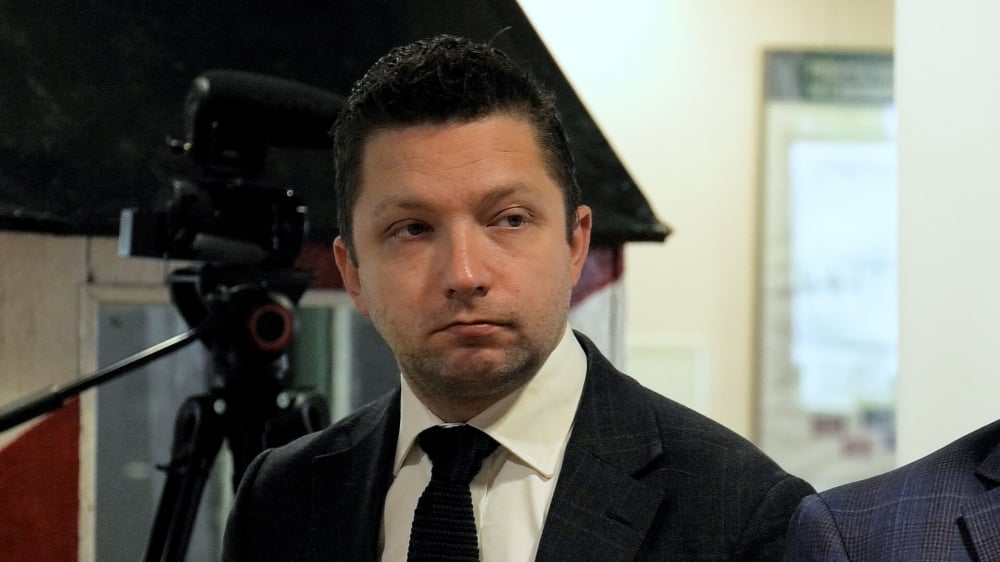 Czarne chmury nad burmistrzem Dusznik-Zdroju. Akt oskarżenia przeciw Piotrowi Lewandowskiemu - fot. RW